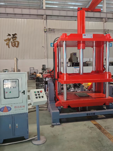 Four-column gravity casting machine